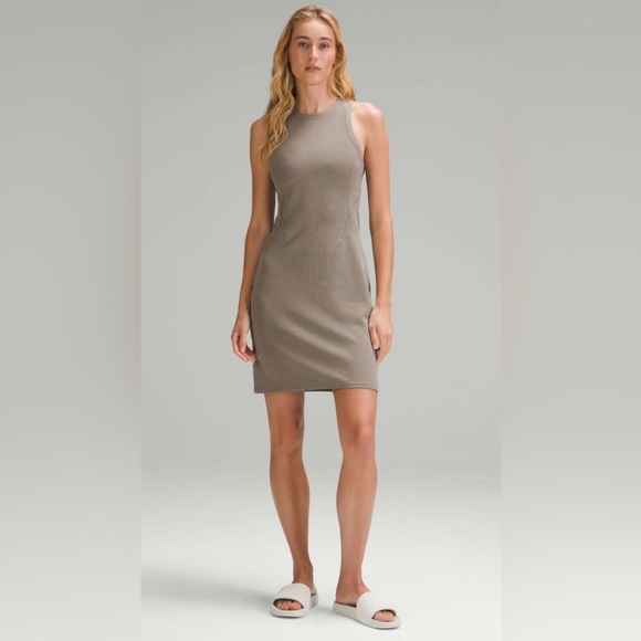 Lululemon Ribbed Softstreme Slim-Fit Tank Dress Sz 6 Lululemon Ribbed Softstreme Slim-Fit Tank Dress Sz 6